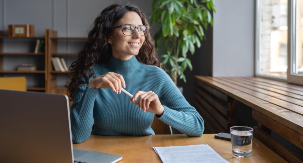 Sfeervolle achtergrond van online leeromgeving